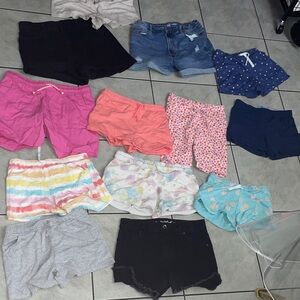 Girls shorts bundle (13) size 10/12